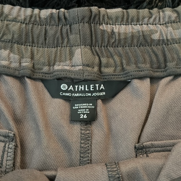 🛍️H-P🤩 Athleta Camo Farallon Jogger Plus Size 🤩🛍️ - Picture 11 of 15